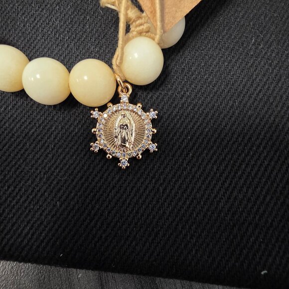 Grace Bracelet - Picture 3 of 3